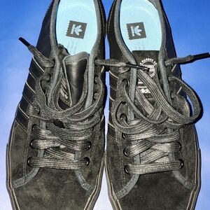 Adidas black suede Adidas Matchcourt RX skateboarding shoes. Men's Size 7.5.